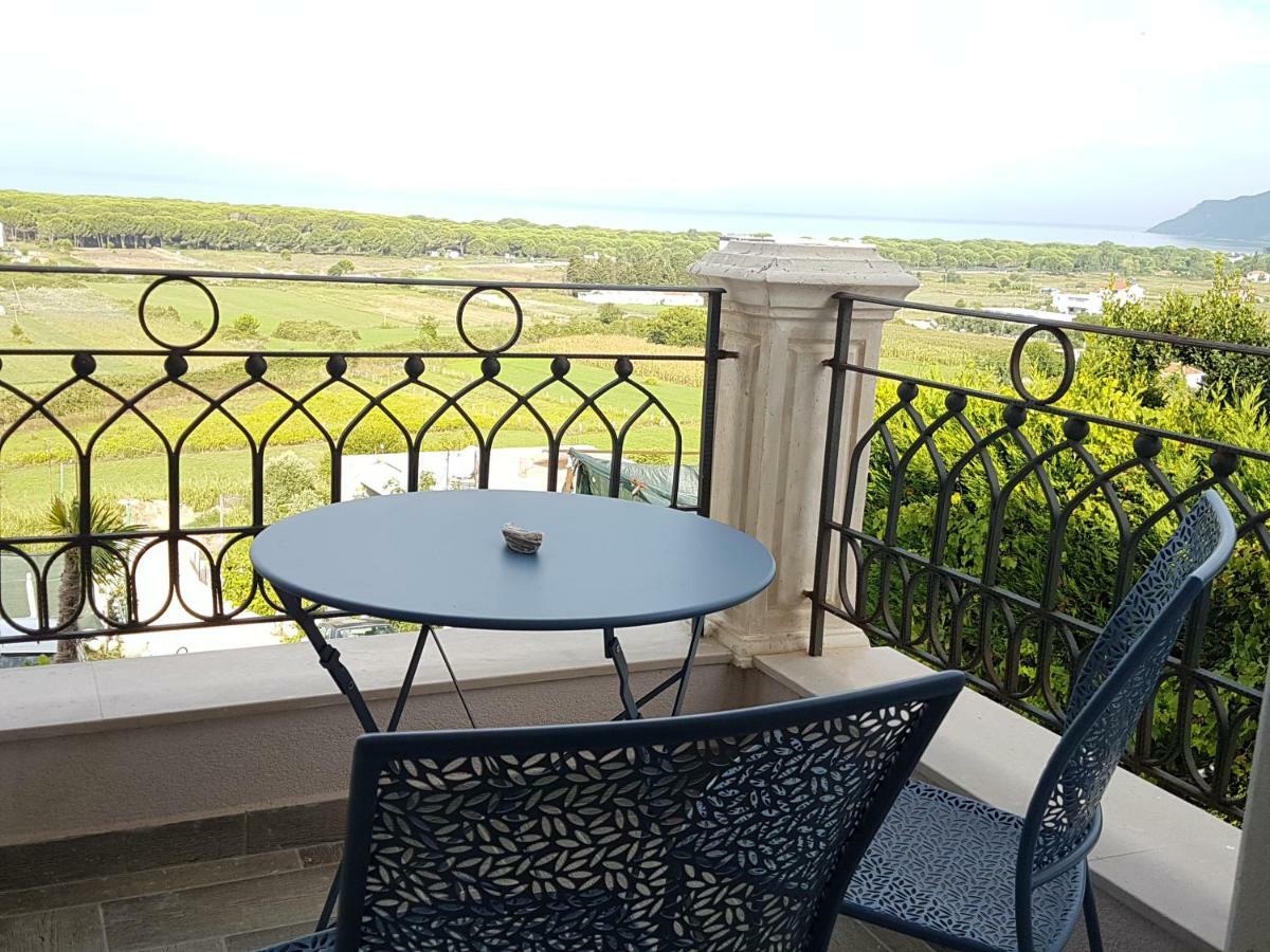 Villa Luiss Panorama Durres Bagian luar foto